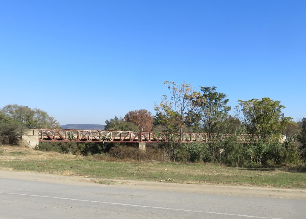 Weenen rail bridge